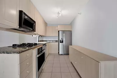 1720 Maple Avenue #2580, Evanston, IL 60201 - Photo 2