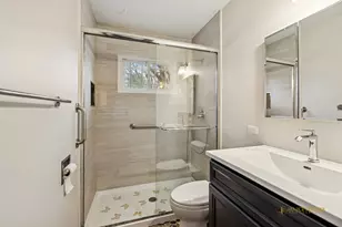 418 Glen Garry Rd, Cary, IL 60013 - Photo 10