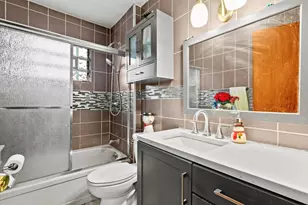 3924 East Ave, Stickney, IL 60402 - Photo 10