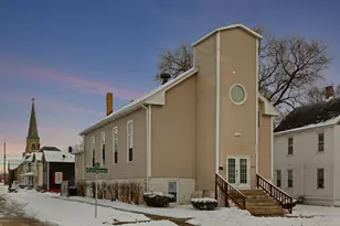 194 N Entrance Ave, Kankakee, IL 60901 - Photo 1