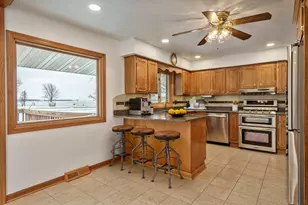 8611 Huber Rd, Belvidere, IL 61008 - Photo 38