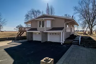 8611 Huber Rd, Belvidere, IL 61008 - Photo 1