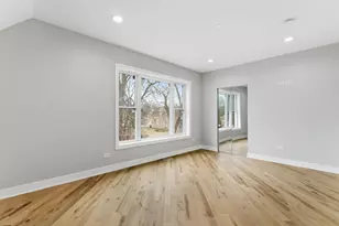 9410 S Champlain Ave, Chicago, IL 60619 - Photo 22