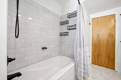 126 Shirley Avenue, Rochelle, IL 61068 - Photo 40