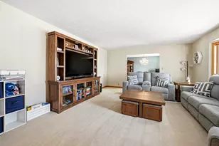 126 Shirley Ave, Rochelle, IL 61068 - Photo 6