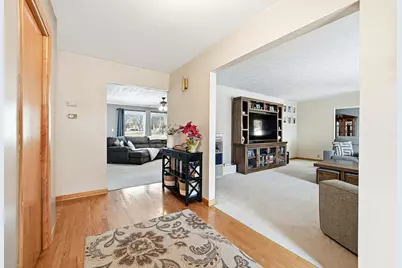 126 Shirley Avenue, Rochelle, IL 61068 - Photo 4