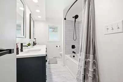 126 Shirley Avenue, Rochelle, IL 61068 - Photo 42