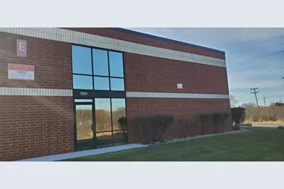 7651 W 100th Place, Bridgeview, IL 60455 - Photo 1