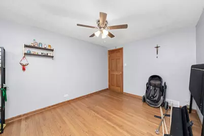 7726 Neenah Avenue, Burbank, IL 60459 - Photo 8