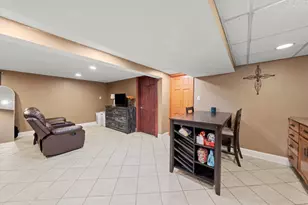 7726 Neenah Ave, Burbank, IL 60459 - Photo 28