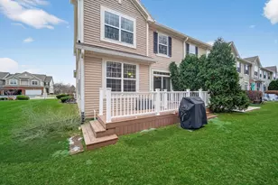 334 Buckingham Ct, Lombard, IL 60148 - Photo 32