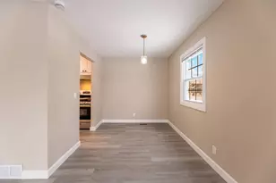 1616 Wilcox St, Crest Hill, IL 60435 - Photo 4