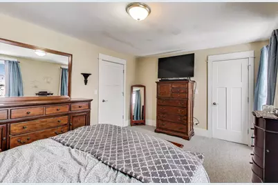 4633 W Grace Street, Chicago, IL 60641 - Photo 18