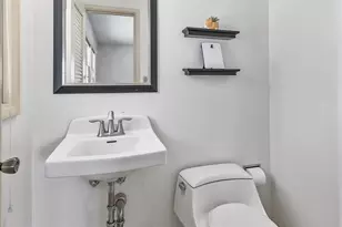 612 Russell Rd, Dekalb, IL 60115 - Photo 18