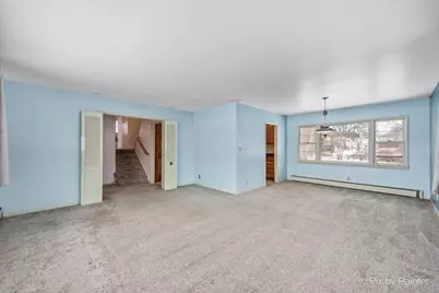 612 Russell Road, Dekalb, IL 60115 - Photo 4