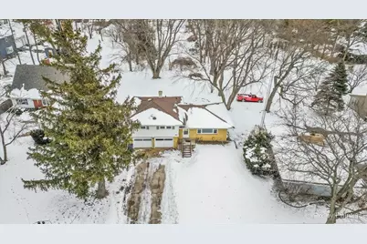 612 Russell Road, Dekalb, IL 60115 - Photo 34