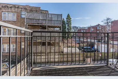 1951 W Foster Avenue #2ME, Chicago, IL 60640 - Photo 22