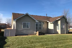 1208 Raintree Ct, Joliet, IL 60431 - Photo 38