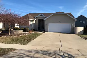 1208 Raintree Ct, Joliet, IL 60431 - Photo 2