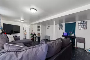 5121 W Henderson Ave, Chicago, IL 60641 - Photo 18