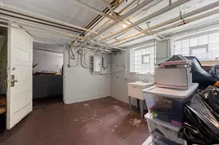 5121 W Henderson Ave, Chicago, IL 60641 - Photo 24