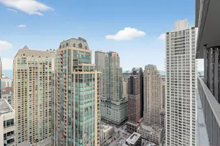 10 E Ontario St, Chicago, IL 60611 - Photo 20