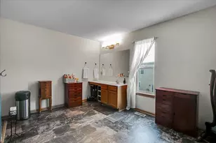 806 Treesdale Way, Joliet, IL 60431 - Photo 24