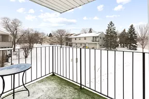 86 N Victoria Ln, Streamwood, IL 60107 - Photo 10