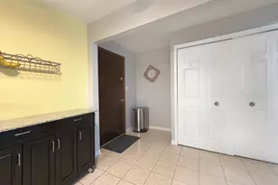 1313 S Rebecca Rd, Lombard, IL 60148 - Photo 10