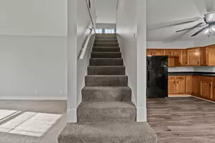 913 Ogden Rd, New Lenox, IL 60451 - Photo 6