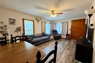 312 N Main St, Harrisburg, IL 62946 - Photo 6