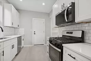 8018 S Harvard Ave, Chicago, IL 60620 - Photo 6