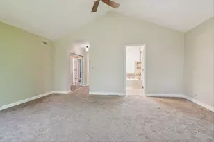 417 River Bluff Cir, Naperville, IL 60540 - Photo 12