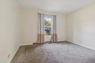 417 River Bluff Cir, Naperville, IL 60540 - Photo 14