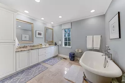 390 S Basswood Road, Lake Forest, IL 60045 - Photo 12