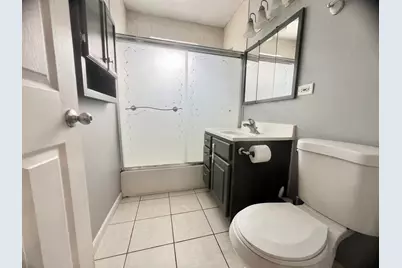 3639 Dora Street, Franklin Park, IL 60131 - Photo 6