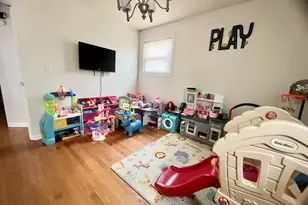 3639 Dora St, Franklin Park, IL 60131 - Photo 8