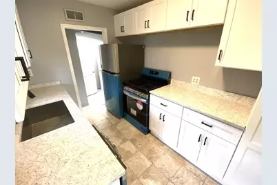 255 Oak Street, Hampshire, IL 60140 - Photo 2