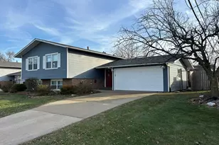 6233 El Morro Ln, Oak Forest, IL 60452 - Photo 2