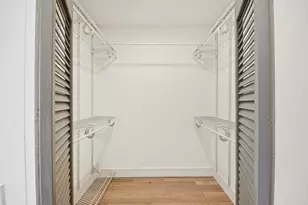 360 E Randolph St, Chicago, IL 60601 - Photo 16