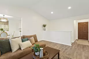 4144 Westridge Dr, Winnebago, IL 61088 - Photo 6