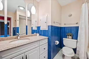 2757 Karen Ln, Glenview, IL 60025 - Photo 14