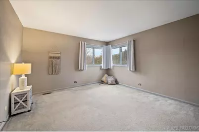 2757 Karen Lane, Glenview, IL 60025 - Photo 12