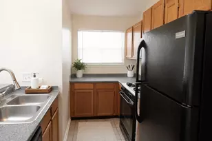 727 Nantucket Way, Island Lake, IL 60042 - Photo 2