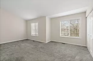 402 Lowell Dr, South Elgin, IL 60177 - Photo 12