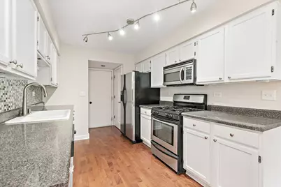 402 Lowell Drive #402, South Elgin, IL 60177 - Photo 8