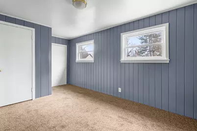 208 Moseley Street, Elgin, IL 60123 - Photo 22