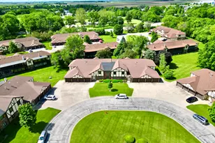 25 Crystal Ct, Pontiac, IL 61764 - Photo 4