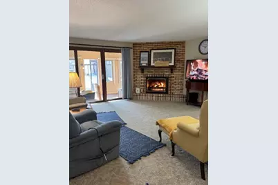 25 Crystal Court #D1, Pontiac, IL 61764 - Photo 8