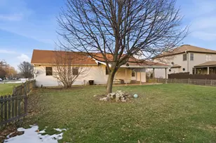 4 Junior Dr, Sandwich, IL 60548 - Photo 24